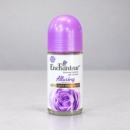 مزيل عرق رول Enchanteur Alluring المعطر على خلفية رمادية